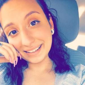 Meet your Posher, Nicole